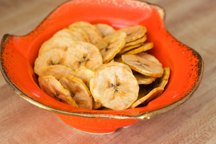 How to Make Dried Plantains