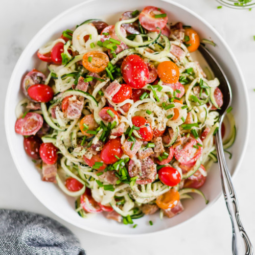 Zucchini noodle, bacon and tomato salad